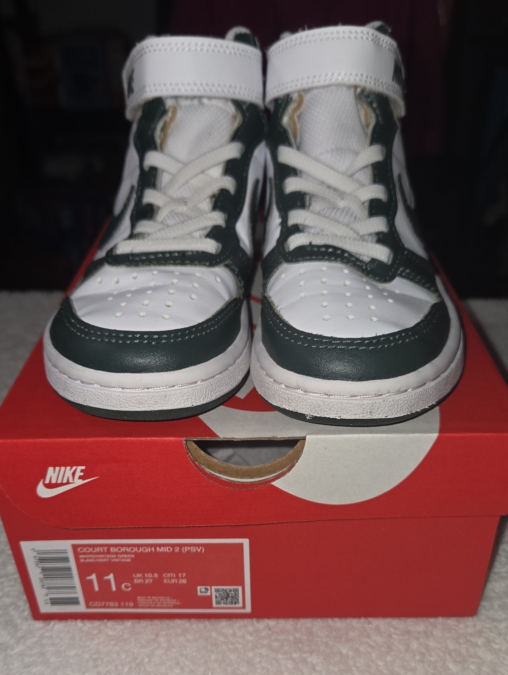 Like New Nike White and Dark Green Kids Mid-Top Sneakers with Strap